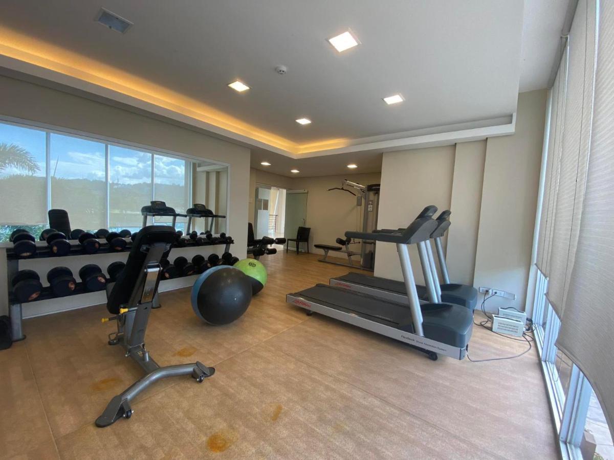 Entire 2Br Condo Unit@8 Spatial Condominium Davao City Esterno foto